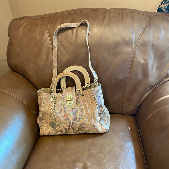 Stuart Weitzman Python Iridescent Handbag - Picture 4 of 14